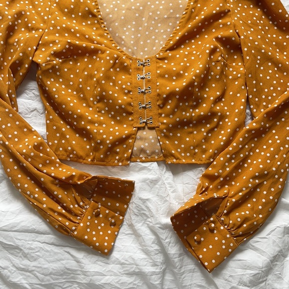 Polkadot mustard crop top - Picture 2 of 4